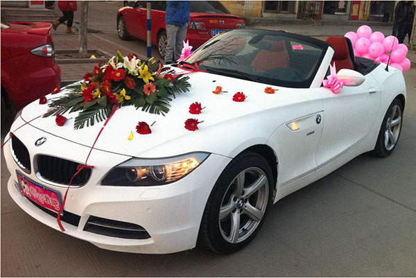 寶馬跑車婚禮(li)蘤車